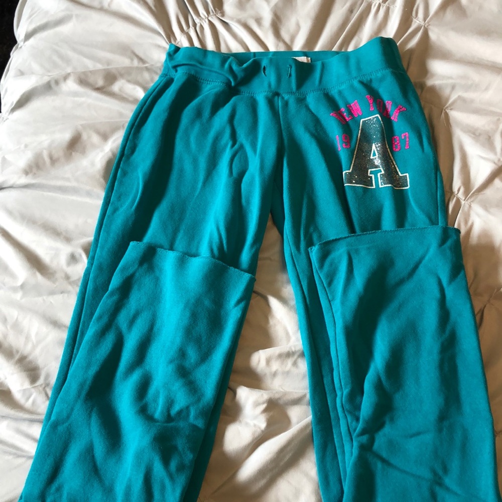 Aero sweats
